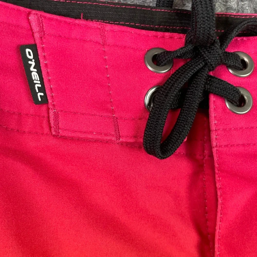 O'Neill Board Shorts Mens 30 Rainbow Ombre Hyperfreak Stretch Swim Trunks Pink